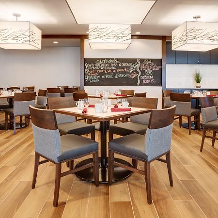 Holiday Inn Ottawa East By Ihg Dış mekan fotoğraf