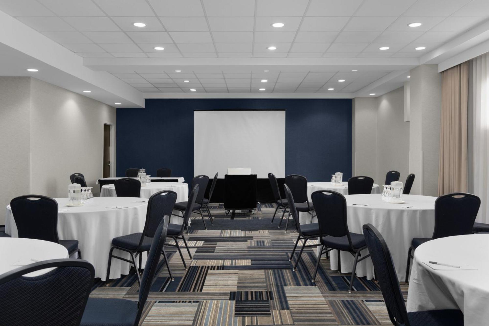 Holiday Inn Ottawa East By Ihg Dış mekan fotoğraf